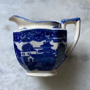Vintage blue willow creamer